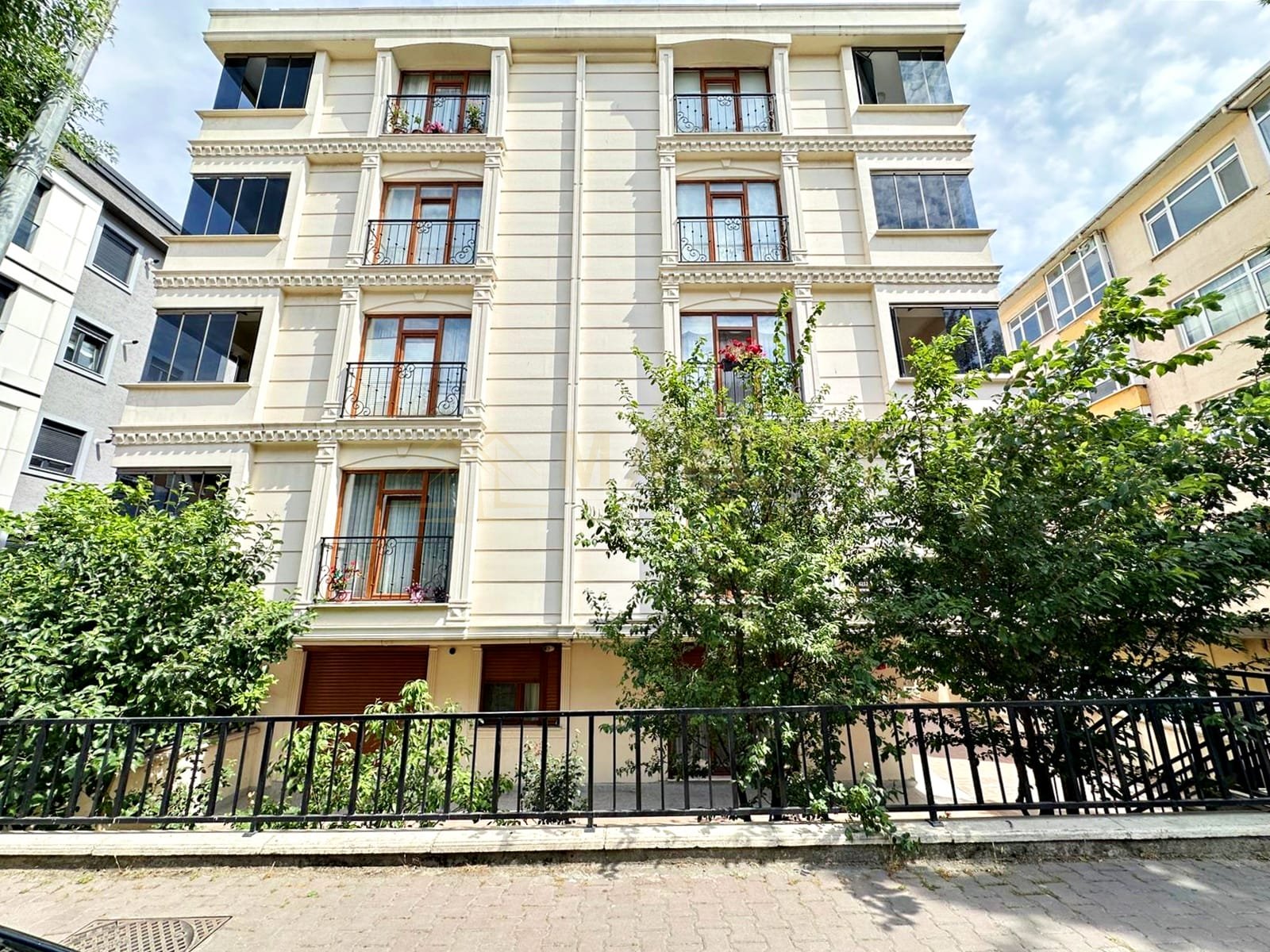 Marcity'den Kıbrıs Parkı Civarı Çok Kullanışlı Ön Cephe Düz Giriş