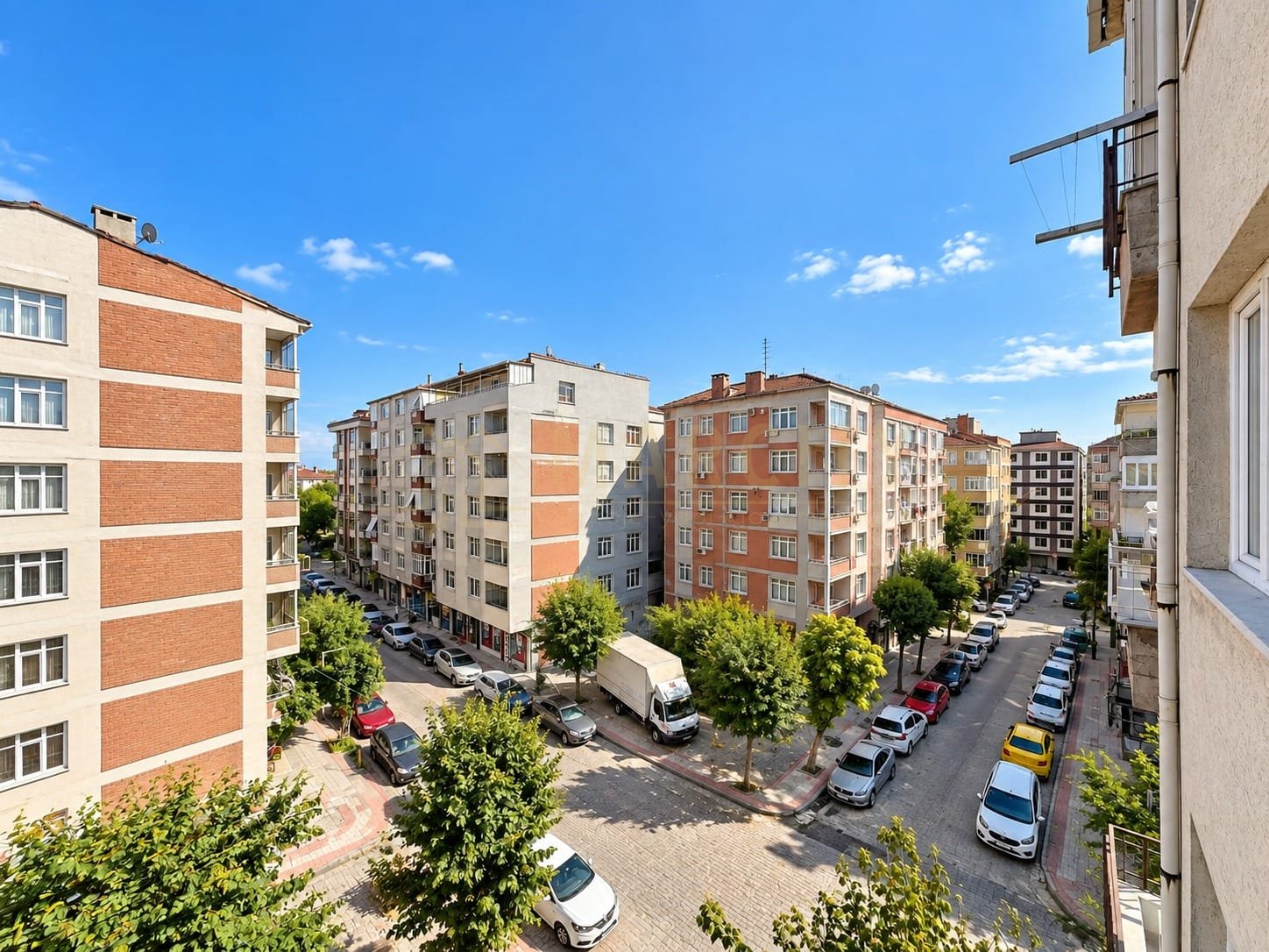 Marcity'den Yayla Feritselime Yakın Köşe Binada Temiz Kullanışlı Daire