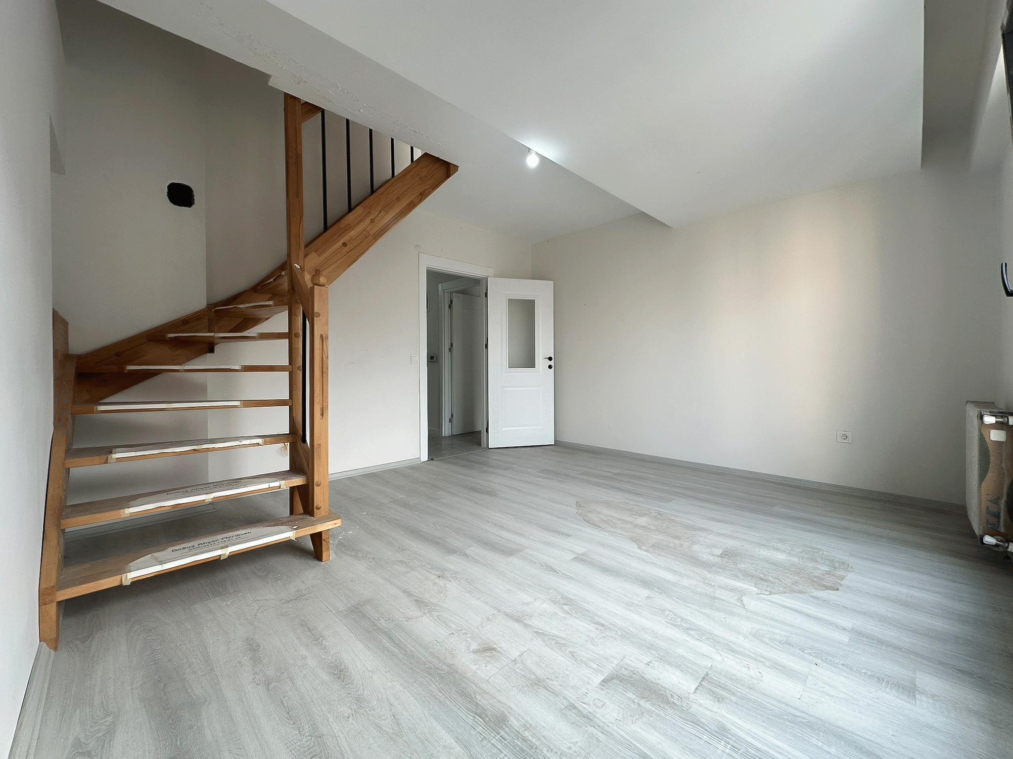 E-5 Yakını Sıfır 3+2 160m² Dubleks