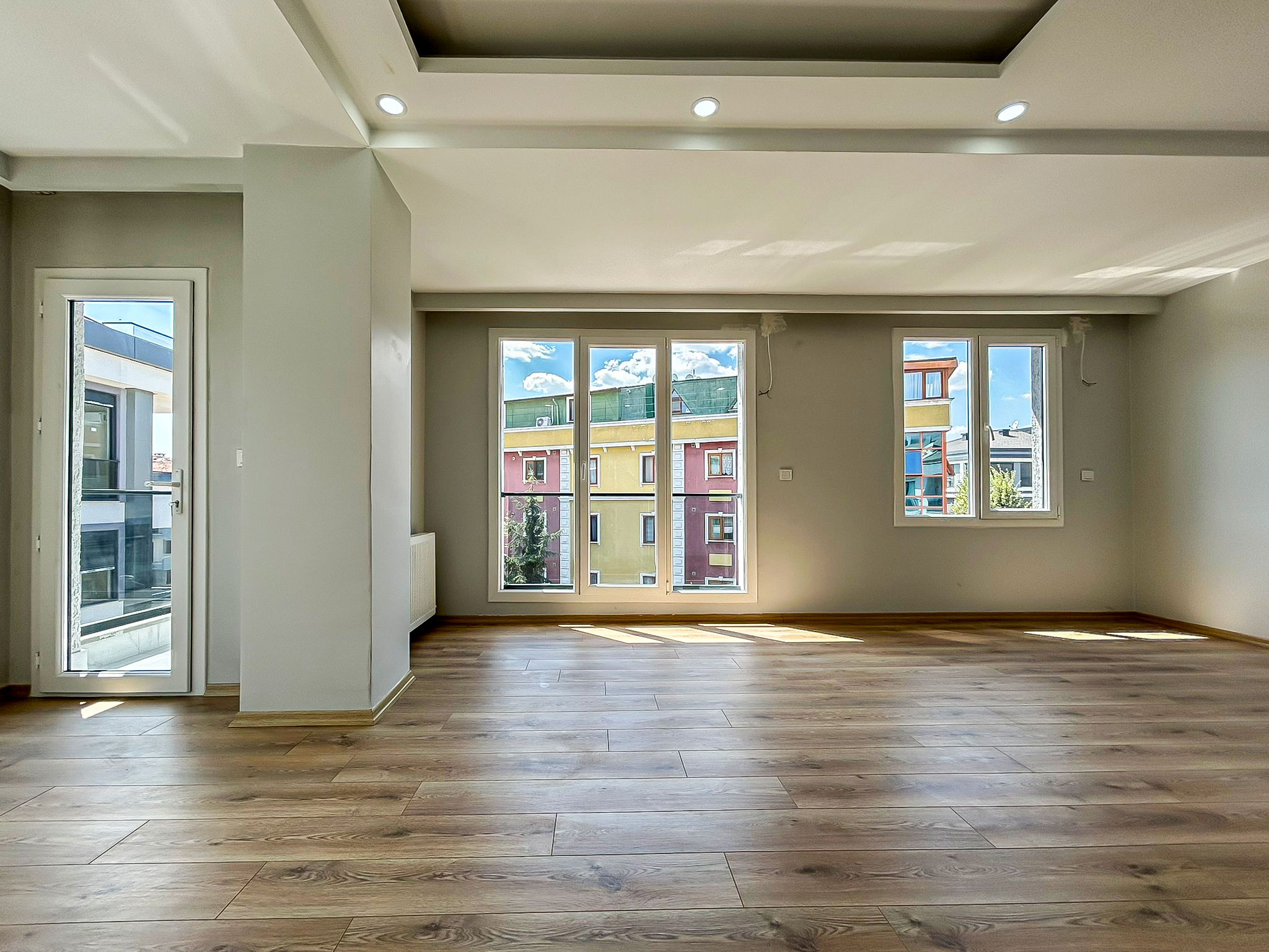 Bahçelievler Çalışlar&#039;da Sıfır 4+1 134m²K.Otoparklı FIRSAT Dublex